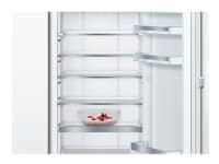 Bosch Serie | 8 KIF82PFF0 - Køleskab med fryseenhed - til indbygning - niche - bredde: 56 cm - dybde: 55 cm - højde: 177.5 cm - 269 liter - Klasse F