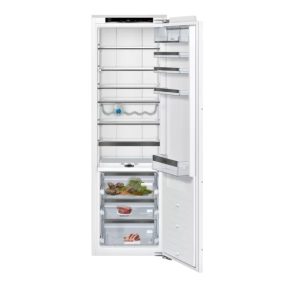 Integrerbart køleskab 177.5 x 56 cm fladhængsel med dæmpet lukning (soft close) - Siemens iQ700 - KI81FSDE0